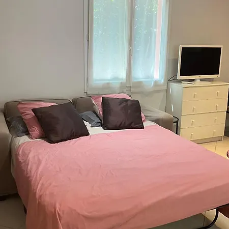 Independant Calme Pas Loin Du Centre شقة *