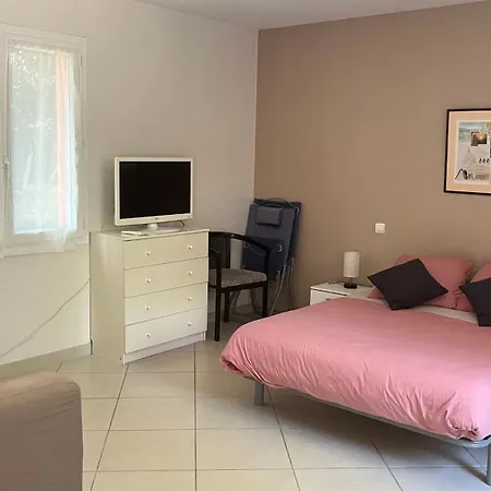 Apartamento Independant Calme Pas Loin Du Centre *